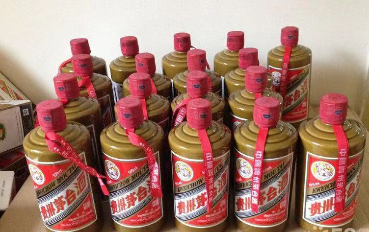 高青名酒回收